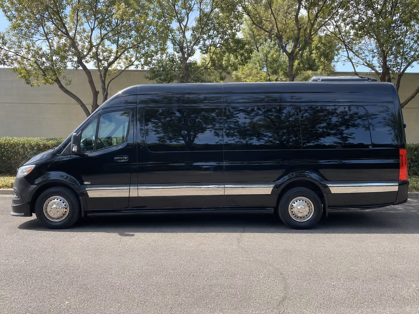 8 passenger sprinter van